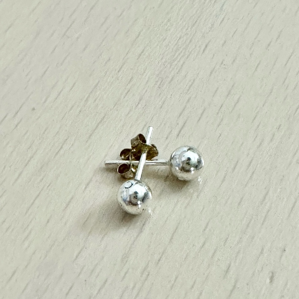 925 Sterling Silver Ball Studs | 4mm